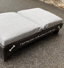 Load image into Gallery viewer, Rugged Outdoor Dog Bed